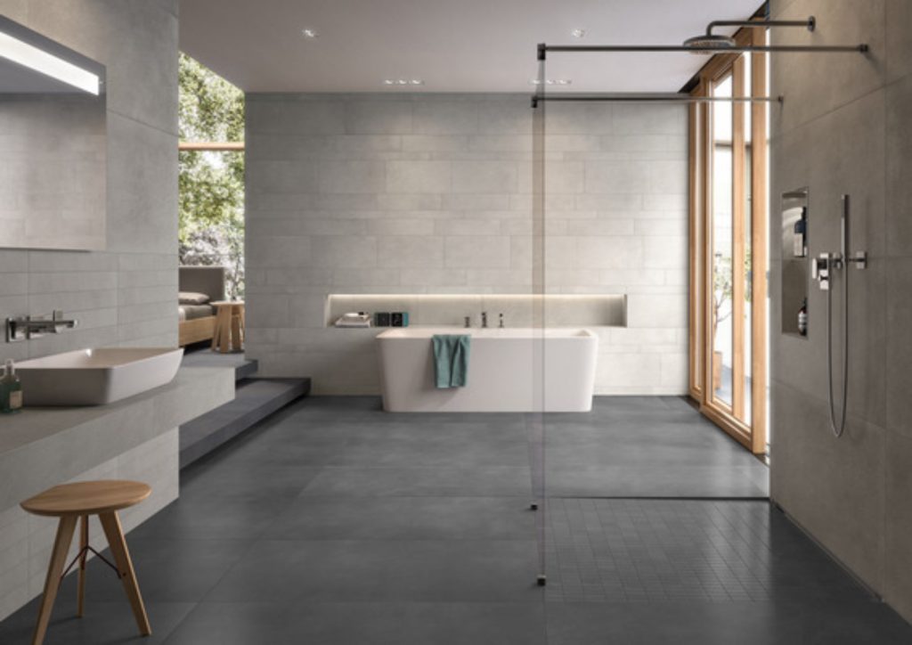 Bernina Bad 102016 | Lead Wolf, Peterborough