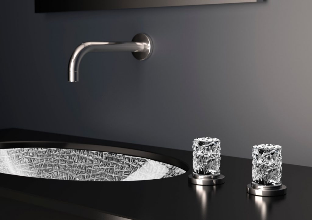 Glass Design 49 | Lead Wolf, Peterborough