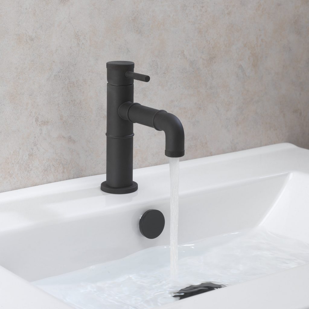 Pri110Dnm | Lead Wolf, Peterborough