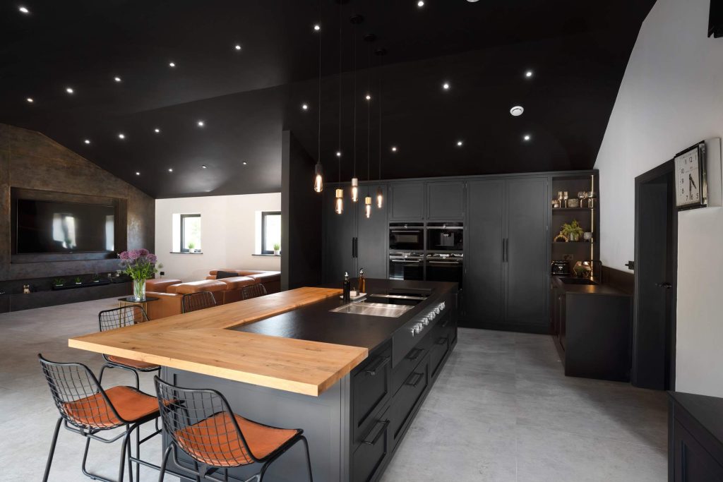 1 | Lead Wolf, Peterborough